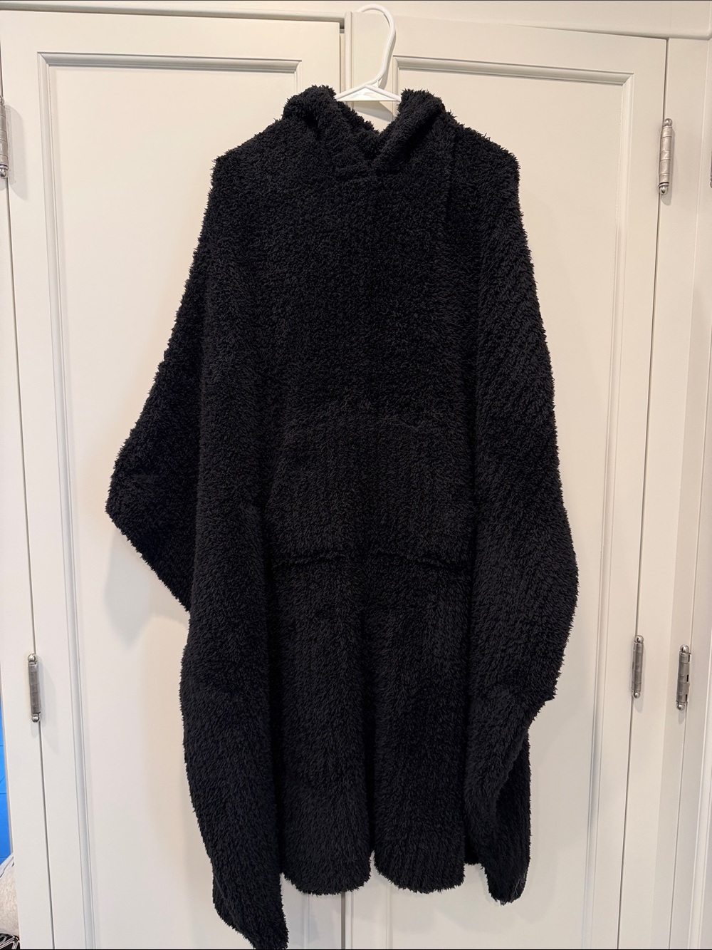Barefoot Dreams Cozy Black Long Pullover Sweater Poncho